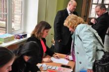 "Personality in extreme conditions"