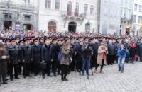  Cadets and students of Lviv State University of Life Safety sang the National Anthem of Ukraine at the Rynok Square
