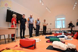 International Safety Cluster: European colleagues have visited LSULS to conduct an educational course